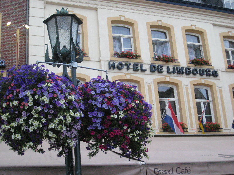 Hotel De Limbourg 3*